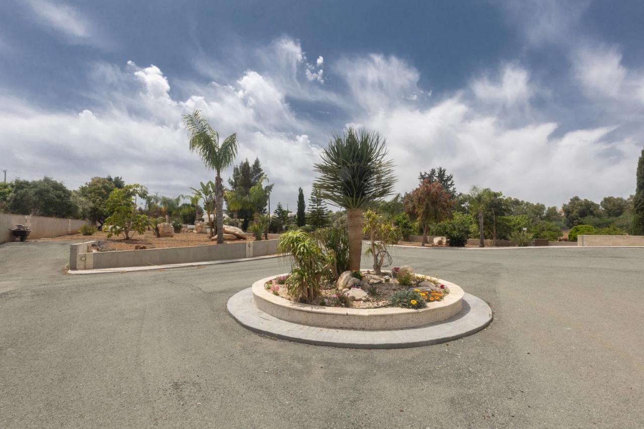 Sparta Luxury Villa Protaras Buitenkant foto