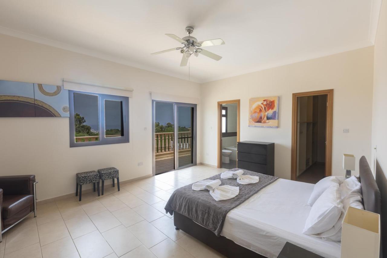 Sparta Luxury Villa Protaras Buitenkant foto