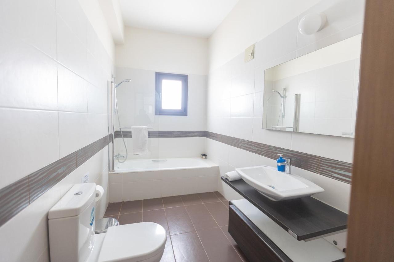 Sparta Luxury Villa Protaras Buitenkant foto