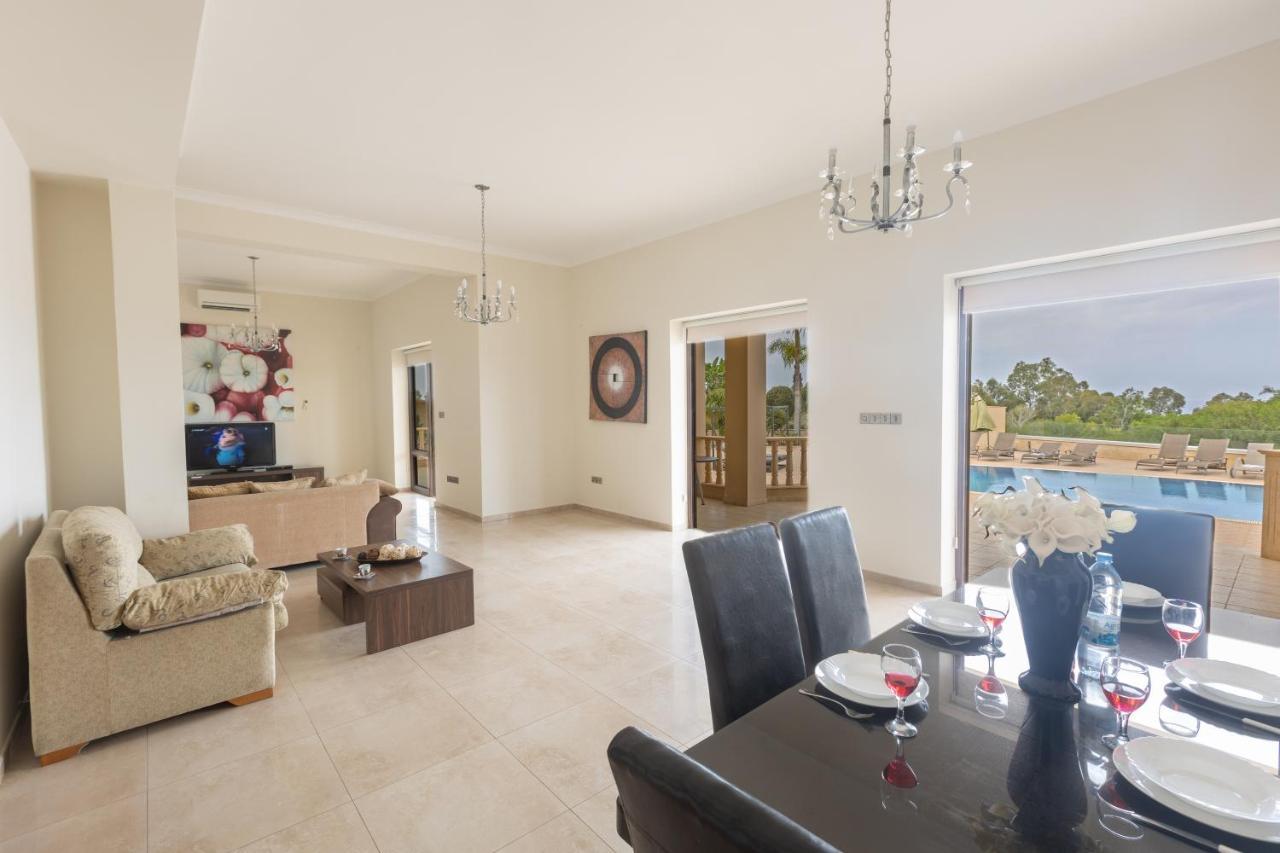 Sparta Luxury Villa Protaras Buitenkant foto